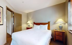 Town Plaza, Unit 256